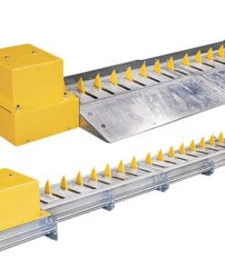 Traffic barrier Spike Claw
